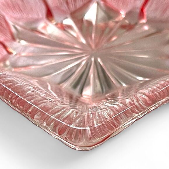 Vintage Textured Clear Red Ombré Hexagram Beveled Starburst Center Decor Dish - Picture 12 of 15